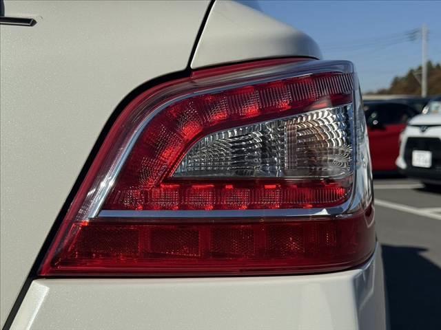 ティアナ ＸＬ　禁煙　コネクトナビ　クルコン　アラウンドビューＭ　フルセグＴＶ　ＢＴ　ＥＴＣ　ステリモ　ＨＩＤヘッド　Ａライト　横滑り防止　パワーシート　電格ミラー　１２Ｖソケット　スマートキー　純正１６インチＡＷ（36枚目）