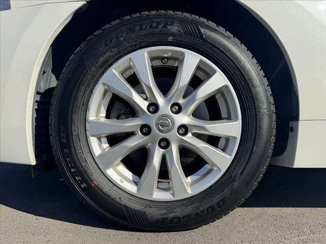 ティアナ ＸＬ　禁煙　コネクトナビ　クルコン　アラウンドビューＭ　フルセグＴＶ　ＢＴ　ＥＴＣ　ステリモ　ＨＩＤヘッド　Ａライト　横滑り防止　パワーシート　電格ミラー　１２Ｖソケット　スマートキー　純正１６インチＡＷ（41枚目）