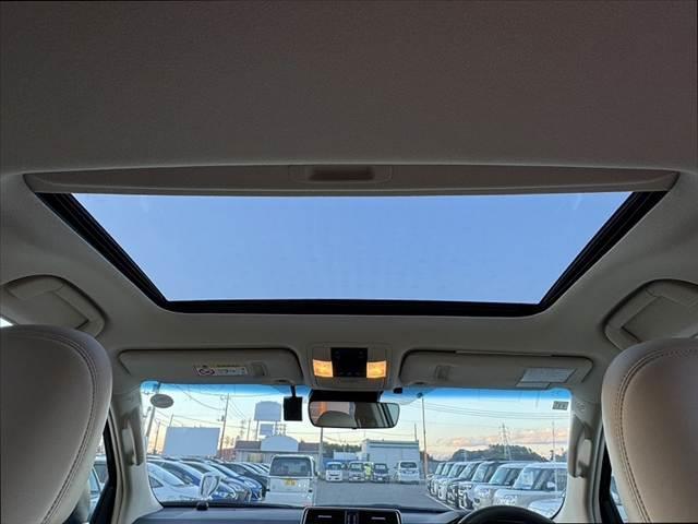 仕入れに特化したお店です。『予約制』とさせていただき、他のお客様を気にせずにおくつろぎ下さい。