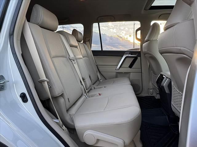 ネット、業販販売専門店の特性上、突然売約済みになる事も御座います。ご容赦頂きますようよろしくお願い致します。