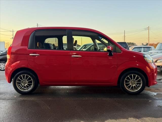 ポルテ Ｆ　禁煙　サイド／カーテンエアバッグ　純正ナビ　電スラ　ＥＴＣ　オートライト　キーレス　横滑り防止　電格ミラー　ワイパーデアイサー　アームレスト　ＩＳＯＦＩＸ　バニティミラー　チルトステア　マット（12枚目）