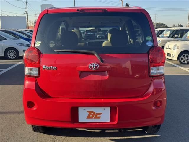 ポルテ Ｆ　禁煙　サイド／カーテンエアバッグ　純正ナビ　電スラ　ＥＴＣ　オートライト　キーレス　横滑り防止　電格ミラー　ワイパーデアイサー　アームレスト　ＩＳＯＦＩＸ　バニティミラー　チルトステア　マット（14枚目）