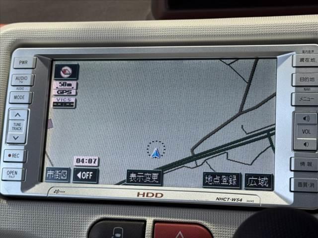 ポルテ Ｆ　禁煙　サイド／カーテンエアバッグ　純正ナビ　電スラ　ＥＴＣ　オートライト　キーレス　横滑り防止　電格ミラー　ワイパーデアイサー　アームレスト　ＩＳＯＦＩＸ　バニティミラー　チルトステア　マット（21枚目）