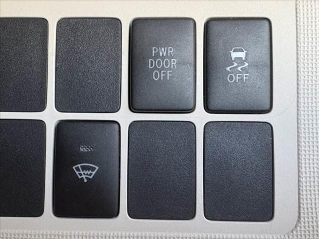 ポルテ Ｆ　禁煙　サイド／カーテンエアバッグ　純正ナビ　電スラ　ＥＴＣ　オートライト　キーレス　横滑り防止　電格ミラー　ワイパーデアイサー　アームレスト　ＩＳＯＦＩＸ　バニティミラー　チルトステア　マット（28枚目）