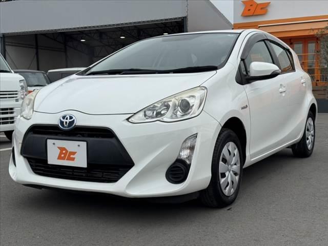 アクア Ｌ　禁煙　後期　純ナビ　ＢＴ　ＥＴＣ　ステリモ　Ａストップ　車線逸脱警告　衝突軽減　ＢＳＭ　コーナーセンサー　光軸レベライザー　Ａライト　電格ミラー　１２Ｖソケット　Ｐスタート　横滑り防止　スマートキー（10枚目）