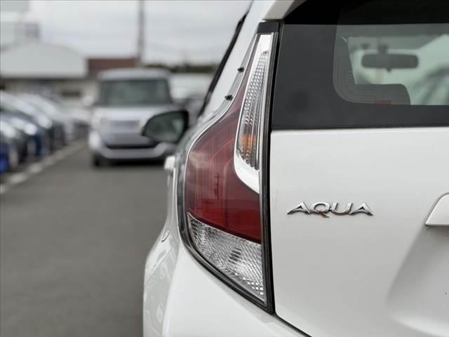 アクア Ｌ　禁煙　後期　純ナビ　ＢＴ　ＥＴＣ　ステリモ　Ａストップ　車線逸脱警告　衝突軽減　ＢＳＭ　コーナーセンサー　光軸レベライザー　Ａライト　電格ミラー　１２Ｖソケット　Ｐスタート　横滑り防止　スマートキー（35枚目）