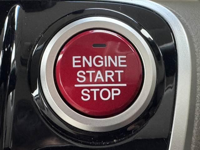 Ｎ－ＢＯＸ Ｃ　禁煙　後期　社外ナビ　Ｂカメラ　ＥＴＣ　衝突軽減ブレーキ　Ａストップ　横滑り防止　Ｐスタート　スマートキー　電格ミラー　チルトステア　オートエアコン　１２Ｖソケット　Ｗエアバッグ　ＡＢＳ　マット（6枚目）