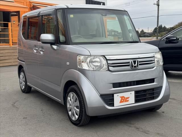 Ｎ－ＢＯＸ Ｃ　禁煙　後期　社外ナビ　Ｂカメラ　ＥＴＣ　衝突軽減ブレーキ　Ａストップ　横滑り防止　Ｐスタート　スマートキー　電格ミラー　チルトステア　オートエアコン　１２Ｖソケット　Ｗエアバッグ　ＡＢＳ　マット（8枚目）