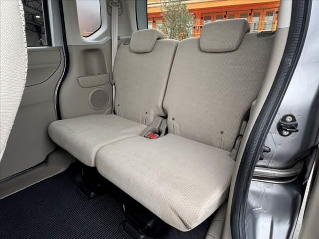 Ｎ－ＢＯＸ Ｃ　禁煙　後期　社外ナビ　Ｂカメラ　ＥＴＣ　衝突軽減ブレーキ　Ａストップ　横滑り防止　Ｐスタート　スマートキー　電格ミラー　チルトステア　オートエアコン　１２Ｖソケット　Ｗエアバッグ　ＡＢＳ　マット（18枚目）