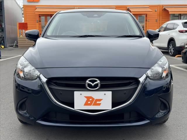 デミオ １３Ｓ　禁煙　後期　純ナビ　ＢＴ　ＥＴＣ　ステリモ　Ａストップ　車線逸脱警告　衝突軽減　ＢＳＭ　コーナーセンサー　光軸レベライザー　Ａライト　電格ミラー　１２Ｖソケット　Ｐスタート　純正１５インチＡＷ（9枚目）