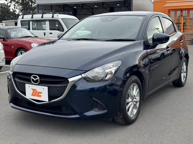 デミオ １３Ｓ　禁煙　後期　純ナビ　ＢＴ　ＥＴＣ　ステリモ　Ａストップ　車線逸脱警告　衝突軽減　ＢＳＭ　コーナーセンサー　光軸レベライザー　Ａライト　電格ミラー　１２Ｖソケット　Ｐスタート　純正１５インチＡＷ（10枚目）