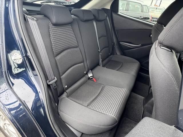 デミオ １３Ｓ　禁煙　後期　純ナビ　ＢＴ　ＥＴＣ　ステリモ　Ａストップ　車線逸脱警告　衝突軽減　ＢＳＭ　コーナーセンサー　光軸レベライザー　Ａライト　電格ミラー　１２Ｖソケット　Ｐスタート　純正１５インチＡＷ（20枚目）