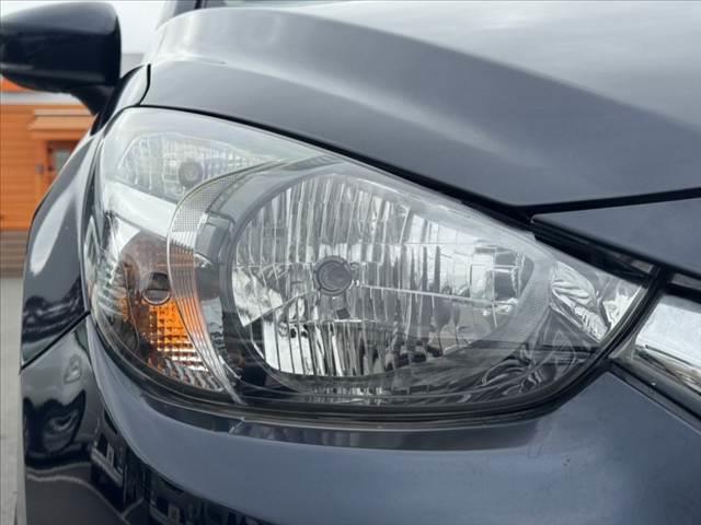 デミオ １３Ｓ　禁煙　後期　純ナビ　ＢＴ　ＥＴＣ　ステリモ　Ａストップ　車線逸脱警告　衝突軽減　ＢＳＭ　コーナーセンサー　光軸レベライザー　Ａライト　電格ミラー　１２Ｖソケット　Ｐスタート　純正１５インチＡＷ（33枚目）