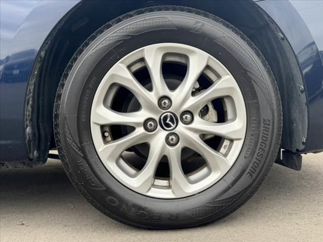 デミオ １３Ｓ　禁煙　後期　純ナビ　ＢＴ　ＥＴＣ　ステリモ　Ａストップ　車線逸脱警告　衝突軽減　ＢＳＭ　コーナーセンサー　光軸レベライザー　Ａライト　電格ミラー　１２Ｖソケット　Ｐスタート　純正１５インチＡＷ（39枚目）