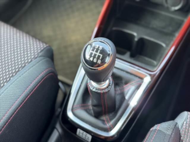 スイフトスポーツ ベースグレード 禁煙 6MT 社外マフラー フロントリップ 車高調 Dインナーミラー クルコン 横滑り防止 シートヒーター Pスタート 電格ミラー Aライト ETC ドラレコ 12Vソケット 社外17AW(4枚目)