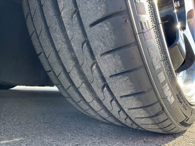 スイフトスポーツ ベースグレード 禁煙 6MT 社外マフラー フロントリップ 車高調 Dインナーミラー クルコン 横滑り防止 シートヒーター Pスタート 電格ミラー Aライト ETC ドラレコ 12Vソケット 社外17AW(42枚目)