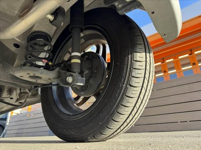 ワゴンR FA 禁煙 F5MT 純オーディオ リモコンキー Sアラーム 電格ミラー バニティミラー レベライザー 12Vソケット マット/バイザー Rワイパー ファブリックシート 横滑り防止 社外14インチAW(47枚目)