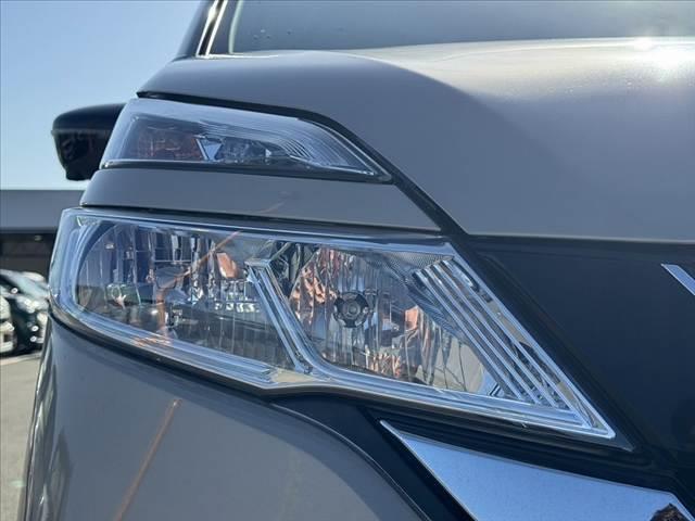 セレナ Ｓ　中期　車検整備付　禁煙　セーフティパックＣ　快適パック　ナビ取付ＰＫＧ　エマブレ　９インチナビ　フルセグＴＶ　アラビュー　ＢＴ　電スラ　Ａライト　クルコン　ステリモ　ドラレコ　ＥＴＣ　１２Ｖソケット（33枚目）