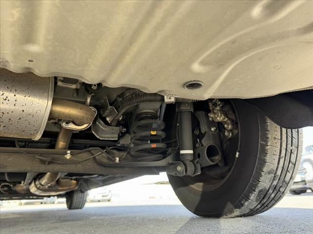 セレナ Ｓ　中期　車検整備付　禁煙　セーフティパックＣ　快適パック　ナビ取付ＰＫＧ　エマブレ　９インチナビ　フルセグＴＶ　アラビュー　ＢＴ　電スラ　Ａライト　クルコン　ステリモ　ドラレコ　ＥＴＣ　１２Ｖソケット（47枚目）