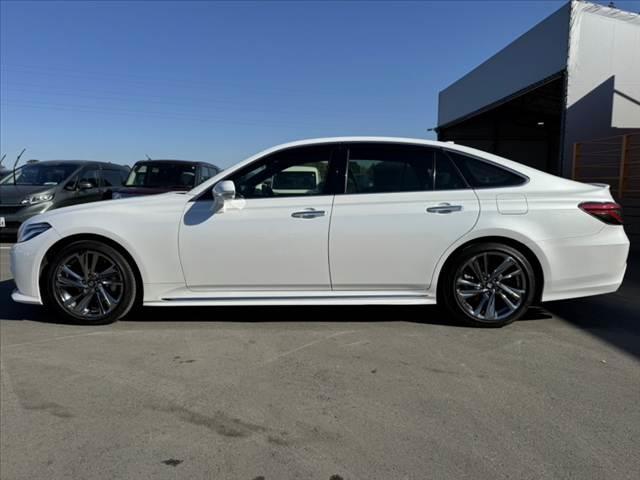 クラウンハイブリッド RSアドバンス 禁煙 車検整備付 純正12型ナビ セーフティセンス 全方位カメラ BSM 横滑り防止 Dインナーミラー メモリーシート シートヒーター シートクーラー ハンドルヒーター USB 純正18インチAW(11枚目)