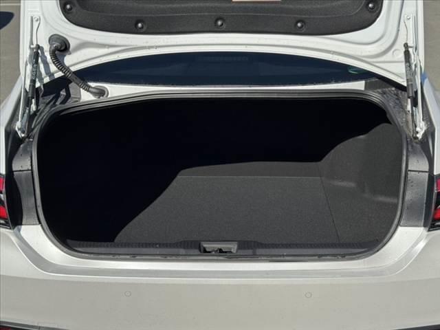 クラウンハイブリッド RSアドバンス 禁煙 車検整備付 純正12型ナビ セーフティセンス 全方位カメラ BSM 横滑り防止 Dインナーミラー メモリーシート シートヒーター シートクーラー ハンドルヒーター USB 純正18インチAW(19枚目)