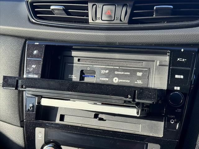 エクストレイル ２０Ｘｉ　ハイブリッド　中期　車検整備付　禁煙　プロパイロット　ルーフレール　純正９型ナビ　全周囲カメラ　ＢＴ　ＥＴＣ　フルセグＴＶ　ホールド　全席シートヒーター　ステリモ　Ｐスタート　横滑り　Ｄインナーミラー　ドラレコ（28枚目）