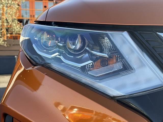 エクストレイル ２０Ｘｉ　ハイブリッド　中期　車検整備付　禁煙　プロパイロット　ルーフレール　純正９型ナビ　全周囲カメラ　ＢＴ　ＥＴＣ　フルセグＴＶ　ホールド　全席シートヒーター　ステリモ　Ｐスタート　横滑り　Ｄインナーミラー　ドラレコ（33枚目）