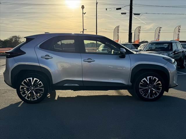 ヤリスクロス ハイブリッドZ 禁煙 中期 車検整備付 純正8型ナビ 全周囲カメ BT ETC ACC シートヒーター ホールド 横滑り防止 Pスタート ステリモ ACC LEDヘッド Aライト Aハイビーム 純正18インチAW(12枚目)