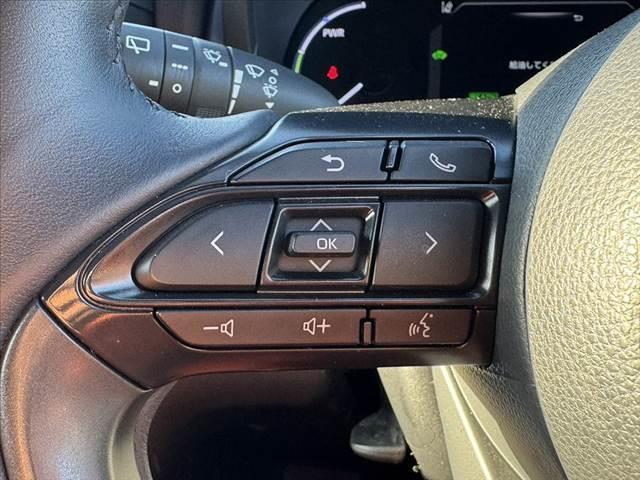 ヤリスクロス ハイブリッドZ 禁煙 中期 車検整備付 純正8型ナビ 全周囲カメ BT ETC ACC シートヒーター ホールド 横滑り防止 Pスタート ステリモ ACC LEDヘッド Aライト Aハイビーム 純正18インチAW(26枚目)