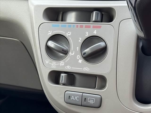 ミライース X 禁煙 後期 純正オーディオ リモコンキー Sアラーム パワードアロック ドラレコ ETC 電格ミラー バニティミラー レベライザー Aストップ Rヘッドレスト ISOFIX 純正14インチAW(4枚目)