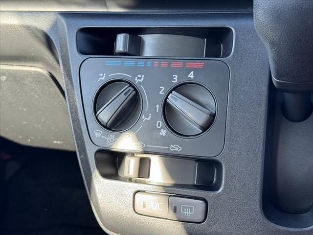 ミライース B SAIII 禁煙 スマアシ3 オーディオ Aハイビーム コーナーセンサー 横滑り防止 リモコンキー パワードアロック ビジネスデッキボード ファブリックシート 車線逸脱警報 誤発進抑制 12Vソケット(4枚目)