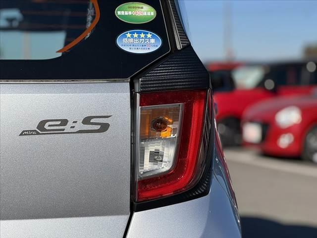 ミライース B SAIII 禁煙 スマアシ3 オーディオ Aハイビーム コーナーセンサー 横滑り防止 リモコンキー パワードアロック ビジネスデッキボード ファブリックシート 車線逸脱警報 誤発進抑制 12Vソケット(36枚目)
