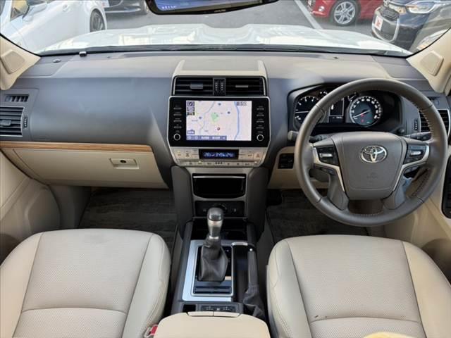 ランドクルーザープラド TX Lパッケージ マットブラックエディション 禁煙 後期 セーフティセンス ムーンルーフ 純正9型ナビ BT ETC 全周囲カメラ BSM シートヒーター/ベンチレーション パワーシート ルーフレール Aライト Aハイビーム 純正18インチAW(2枚目)