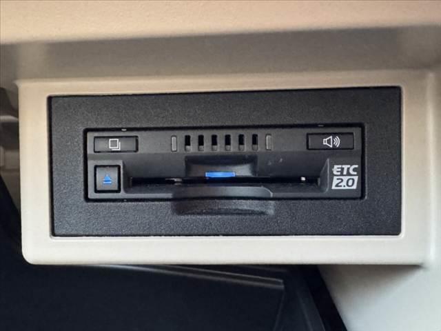 ランドクルーザープラド TX Lパッケージ マットブラックエディション 禁煙 後期 セーフティセンス ムーンルーフ 純正9型ナビ BT ETC 全周囲カメラ BSM シートヒーター/ベンチレーション パワーシート ルーフレール Aライト Aハイビーム 純正18インチAW(29枚目)