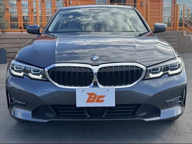 3シリーズ 320i ハイラインパッケージ ハイラインPKG イノベーションPKG プラスPKG コンフォートPKG Pディスタンスコントロール Pアシスト 革巻きステア Mナビ 全方位カメラ シートヒーター ETC OP17インチAW(9枚目)