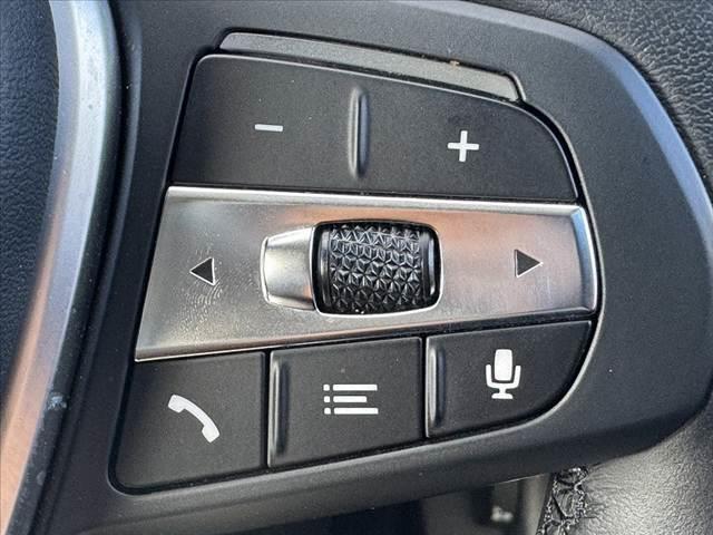 3シリーズ 320i ハイラインパッケージ ハイラインPKG イノベーションPKG プラスPKG コンフォートPKG Pディスタンスコントロール Pアシスト 革巻きステア Mナビ 全方位カメラ シートヒーター ETC OP17インチAW(25枚目)