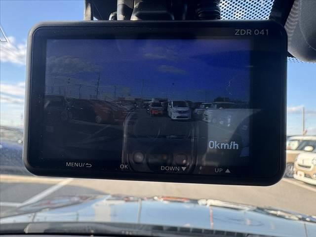 3シリーズ 320i ハイラインパッケージ ハイラインPKG イノベーションPKG プラスPKG コンフォートPKG Pディスタンスコントロール Pアシスト 革巻きステア Mナビ 全方位カメラ シートヒーター ETC OP17インチAW(30枚目)