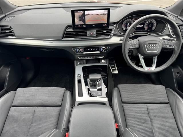 Ｑ５スポーツバック ４０ＴＤＩクワトロ　Ｓライン　禁煙　車検整備付　パノラマサンルーフ　ＳラインプラスＰＫＧ　コンフォートＰＫＧ　マトリクスＬＥＤヘッド　アダプティブクルーズ　アクティブレーンアシスト　Ｆ／Ｒシートヒーター　ＭＭＩナビ　純１９ＡＷ（2枚目）