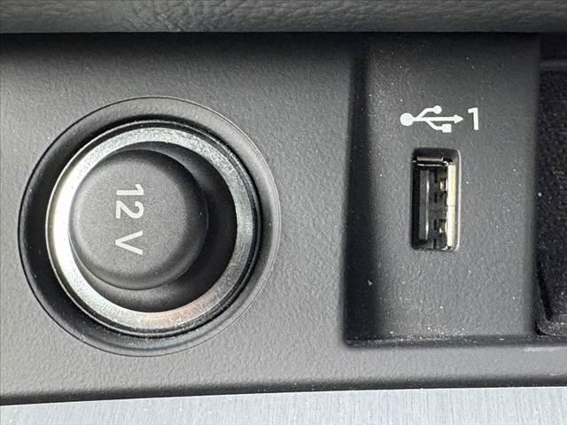 Ｑ５スポーツバック ４０ＴＤＩクワトロ　Ｓライン　禁煙　車検整備付　パノラマサンルーフ　ＳラインプラスＰＫＧ　コンフォートＰＫＧ　マトリクスＬＥＤヘッド　アダプティブクルーズ　アクティブレーンアシスト　Ｆ／Ｒシートヒーター　ＭＭＩナビ　純１９ＡＷ（29枚目）