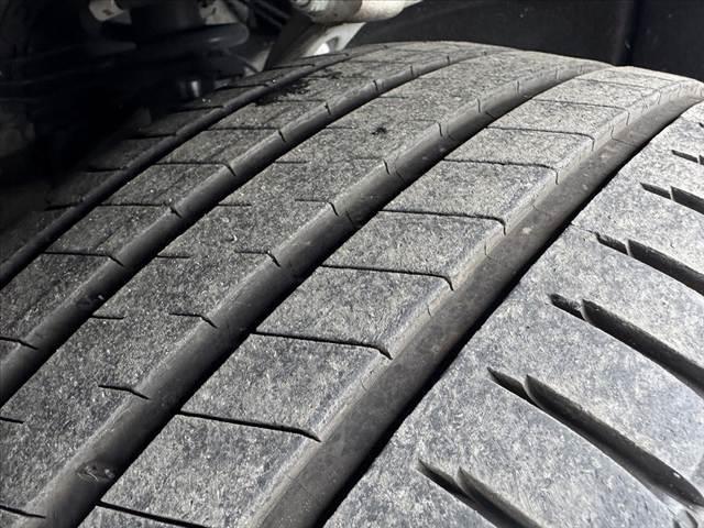 Ｑ５スポーツバック ４０ＴＤＩクワトロ　Ｓライン　禁煙　車検整備付　パノラマサンルーフ　ＳラインプラスＰＫＧ　コンフォートＰＫＧ　マトリクスＬＥＤヘッド　アダプティブクルーズ　アクティブレーンアシスト　Ｆ／Ｒシートヒーター　ＭＭＩナビ　純１９ＡＷ（42枚目）