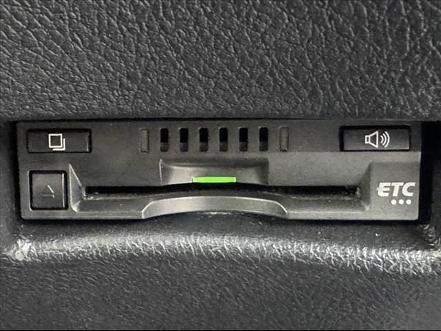 シエンタ Ｇ　後期　車検整備付　禁煙　ＬＥＤヘッドＰＫＧ　パノラミッビューＰＫＧ　Ｓセンス　純正ナビ　ＢＴ　フルセグ　全方位カメラ　両電スラ　Ａライト　ドラレコ　Ａストップ　電格ミラー　革巻きステア　スマートキー（5枚目）