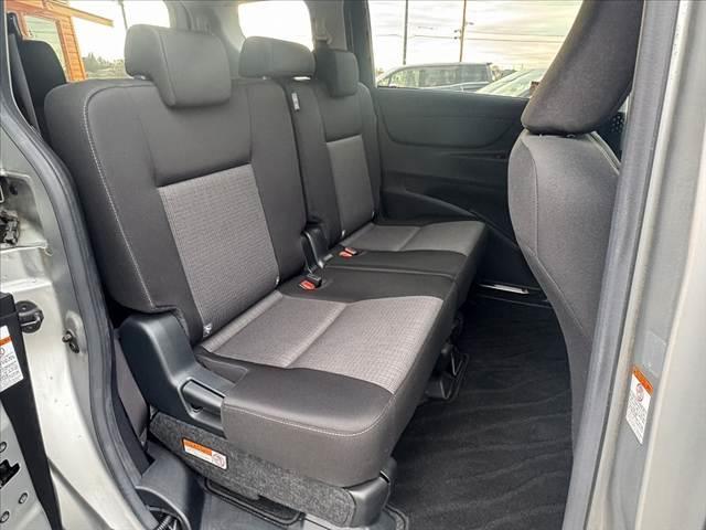 シエンタ Ｇ　後期　車検整備付　禁煙　ＬＥＤヘッドＰＫＧ　パノラミッビューＰＫＧ　Ｓセンス　純正ナビ　ＢＴ　フルセグ　全方位カメラ　両電スラ　Ａライト　ドラレコ　Ａストップ　電格ミラー　革巻きステア　スマートキー（20枚目）