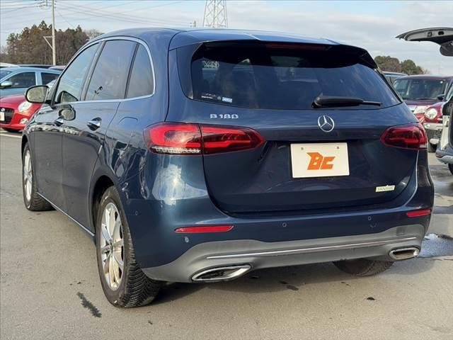 Ｂクラス Ｂ１８０　禁煙　純正１２．３インチナビ　衝突軽減　ＡＣＣ　ＢＳＭ　レーンキープ　コーナーセンサー　パドルシフト　メモリーシート　シートヒーター　電動リアゲートＡライト　ＥＴＣ　ドラレコ　純１７ＡＷ（13枚目）