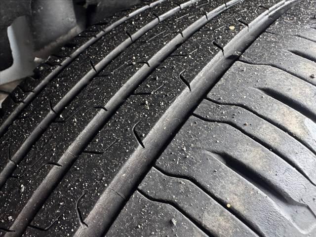 ＸＣ４０ Ｂ４　ＡＷＤ　Ｒデザイン　禁煙　ハーマンカードン　パノラマルーフ　純正ナビ　全周囲カメラ　コーナーセンサー　シートヒーター　ステアヒーター　パークアシスト　ＡＣＣ　Ａハイビーム　パワーバックドア　純正１９インチＡＷ（38枚目）