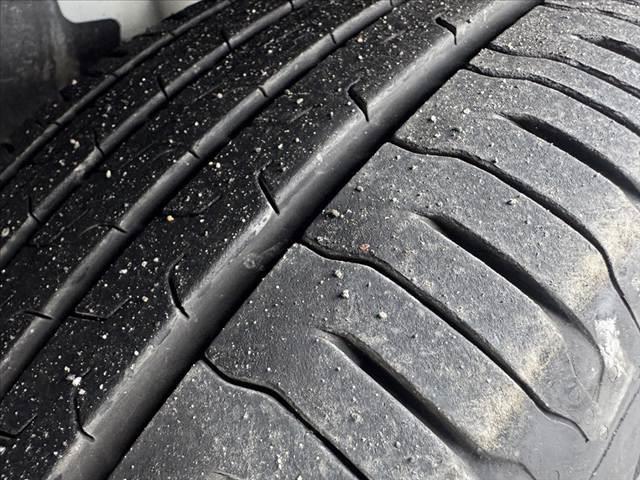 ＸＣ４０ Ｂ４　ＡＷＤ　Ｒデザイン　禁煙　ハーマンカードン　パノラマルーフ　純正ナビ　全周囲カメラ　コーナーセンサー　シートヒーター　ステアヒーター　パークアシスト　ＡＣＣ　Ａハイビーム　パワーバックドア　純正１９インチＡＷ（42枚目）