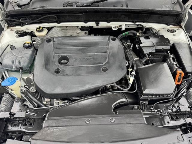 ＸＣ４０ Ｂ４　ＡＷＤ　Ｒデザイン　禁煙　ハーマンカードン　パノラマルーフ　純正ナビ　全周囲カメラ　コーナーセンサー　シートヒーター　ステアヒーター　パークアシスト　ＡＣＣ　Ａハイビーム　パワーバックドア　純正１９インチＡＷ（48枚目）