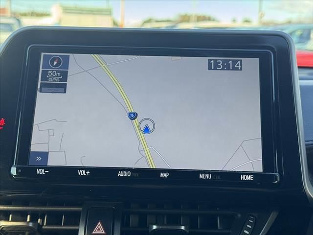 Ｃ－ＨＲ Ｇ　車検整備付　禁煙　中期　２トーンカラー　純正９型ナビ　セーフティセンス　Ｂカメラ　ＢＳＭ　コーナーセンサー　横滑り防止　ＬＥＤヘッド　Ａハイビーム　ＥＴＣ　ＢＴ　マット　バイザー　バニティミラー（21枚目）