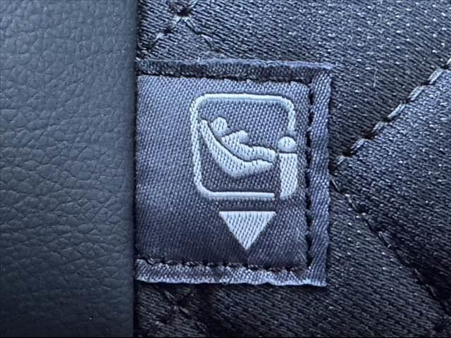 Ｃ－ＨＲ Ｇ　車検整備付　禁煙　中期　２トーンカラー　純正９型ナビ　セーフティセンス　Ｂカメラ　ＢＳＭ　コーナーセンサー　横滑り防止　ＬＥＤヘッド　Ａハイビーム　ＥＴＣ　ＢＴ　マット　バイザー　バニティミラー（32枚目）