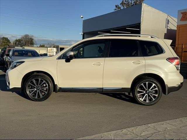 �K���X�R�[�e�B���O�Ȃǂ��s���Ă���܂��B�v���̋Ǝ҂ɂ��A�{�H�ł��̂ł����S���Ă����݂��������B