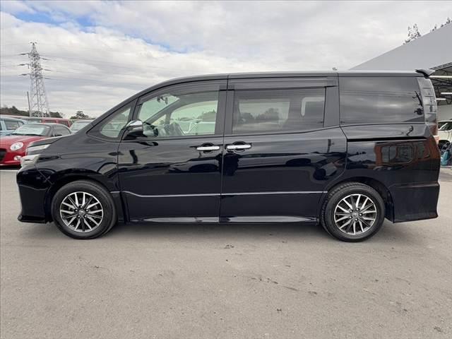 �K���X�R�[�e�B���O�Ȃǂ��s���Ă���܂��B�v���̋Ǝ҂ɂ��A�{�H�ł��̂ł����S���Ă����݂��������B